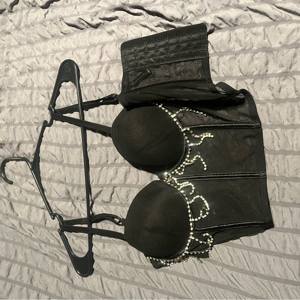 Elegant Black Corset Bra with Pearl Detailing